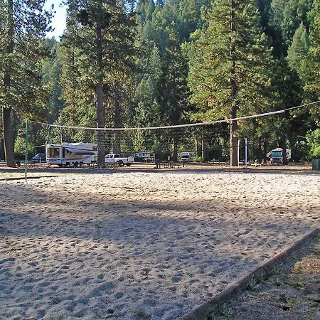 Yosemite Lakes Meadow Yurt 15 Harden Flat المظهر الخارجي الصورة