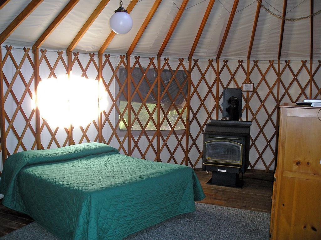 Yosemite Lakes Meadow Yurt 15 Harden Flat المظهر الخارجي الصورة