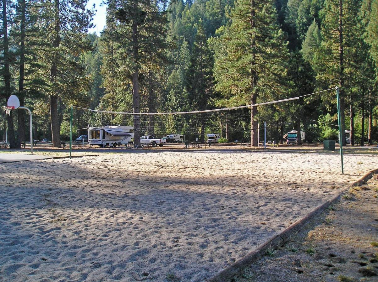 Yosemite Lakes Meadow Yurt 15 Harden Flat المظهر الخارجي الصورة